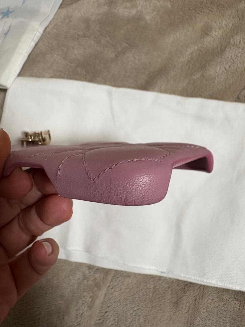 DIORキルティングiPhoneケース　正規品16 袋付きお値下げ‼️早い者勝ち