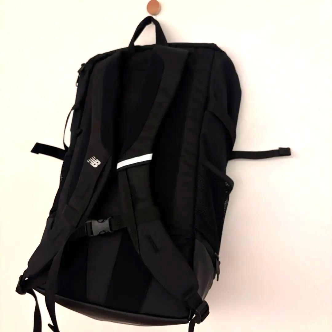 極美品　ニューバランス トップローディングバックパック 35リットル