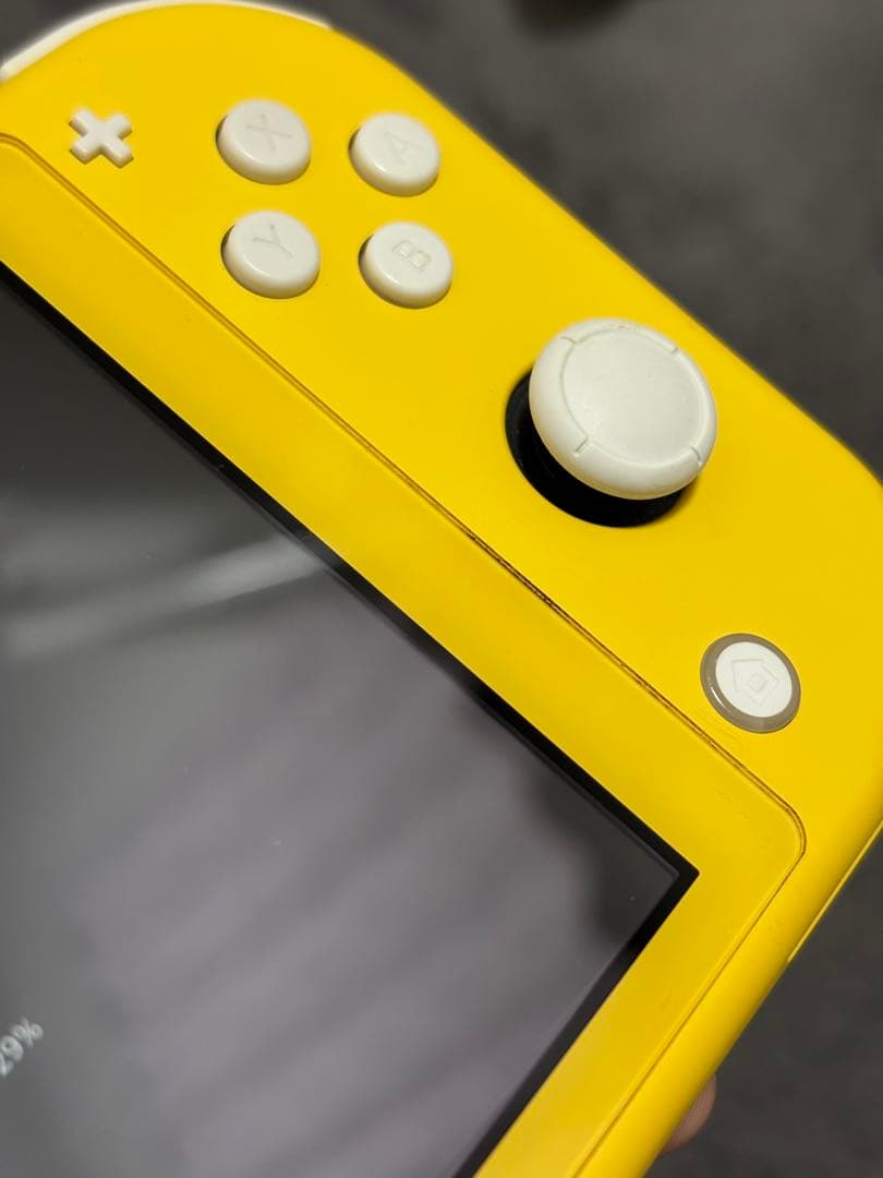 Nintendo Switch Lite/イエロー/本体のみ