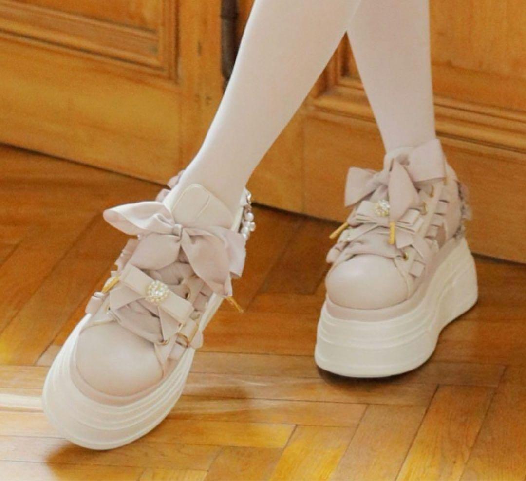 新品 LIZ LISAリボン付き厚底スニーカー ライトピンク L