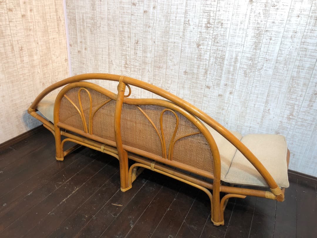 【手渡し価格】かわいい〜✨️　ラタンのソファ　 二人がけ♪　藤家具 古民具