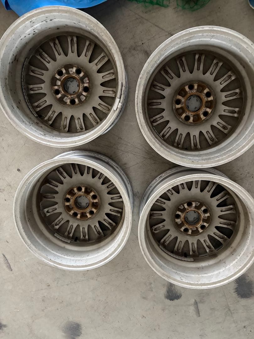 トヨタ 15インチ 純正ホイール　80系ヴォクシー、ノア