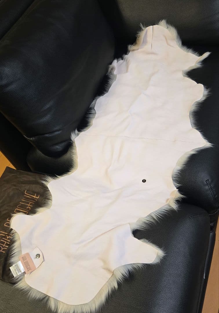 新品　カールドノヒュー　アイボリー ファーストール