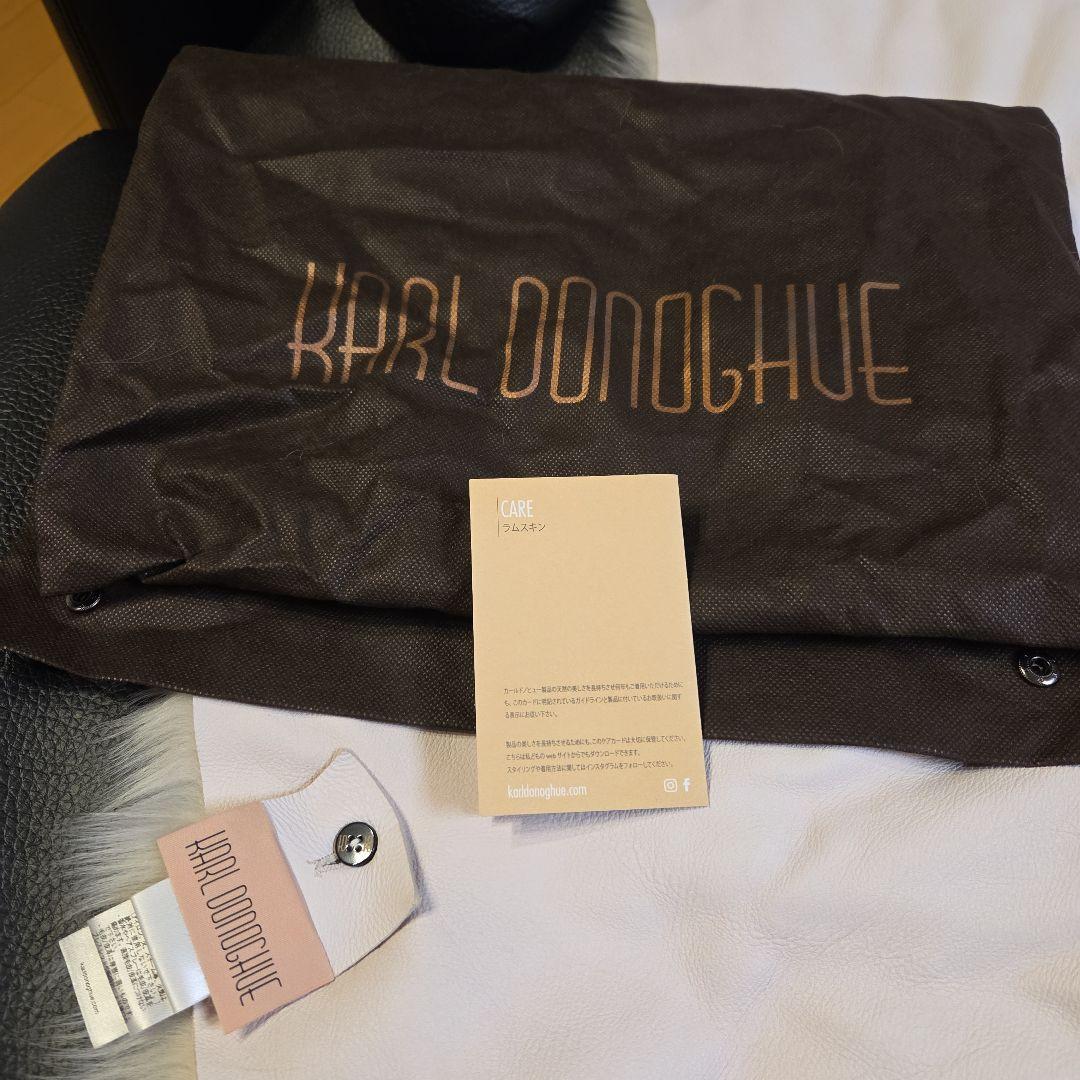 新品　カールドノヒュー　アイボリー ファーストール