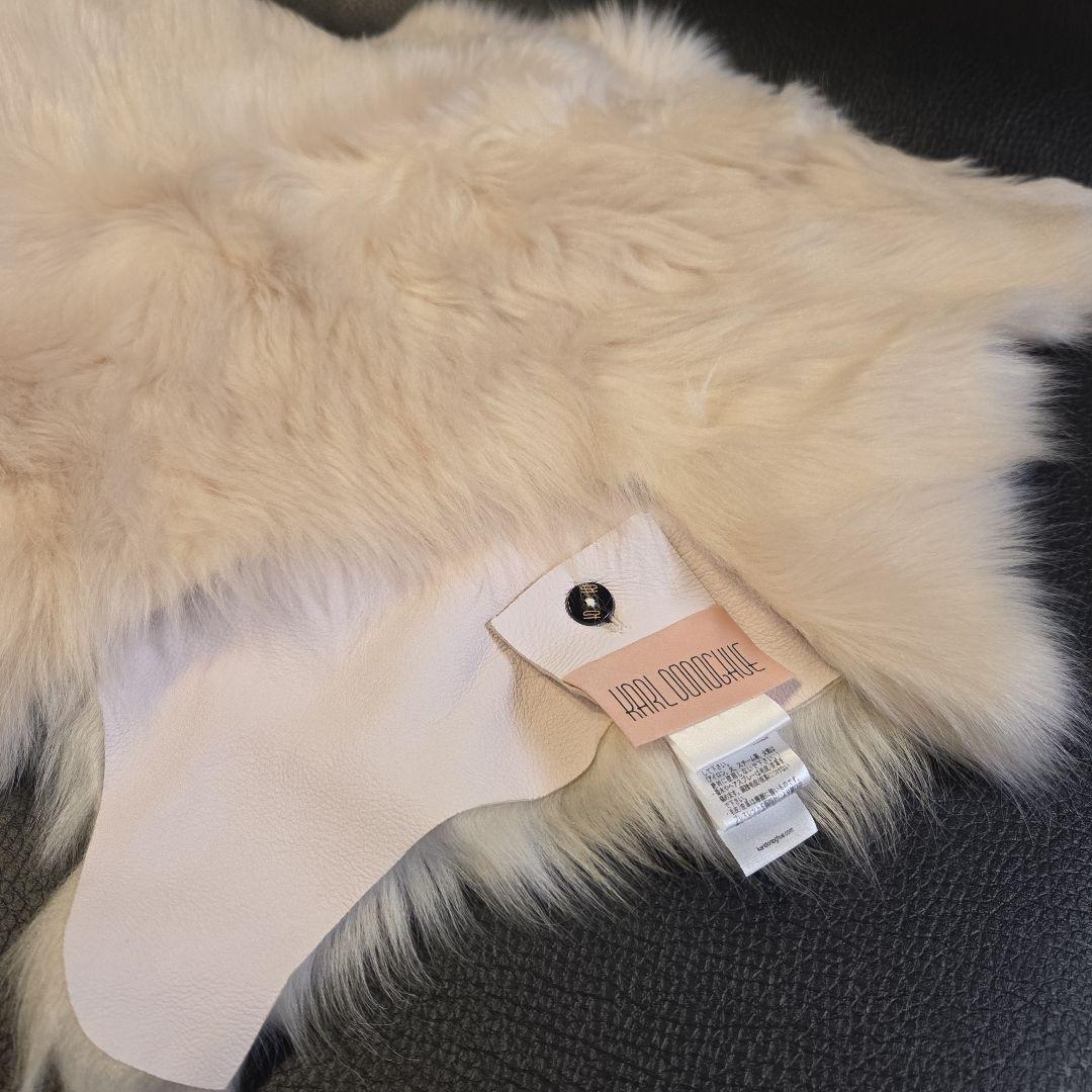 新品　カールドノヒュー　アイボリー ファーストール