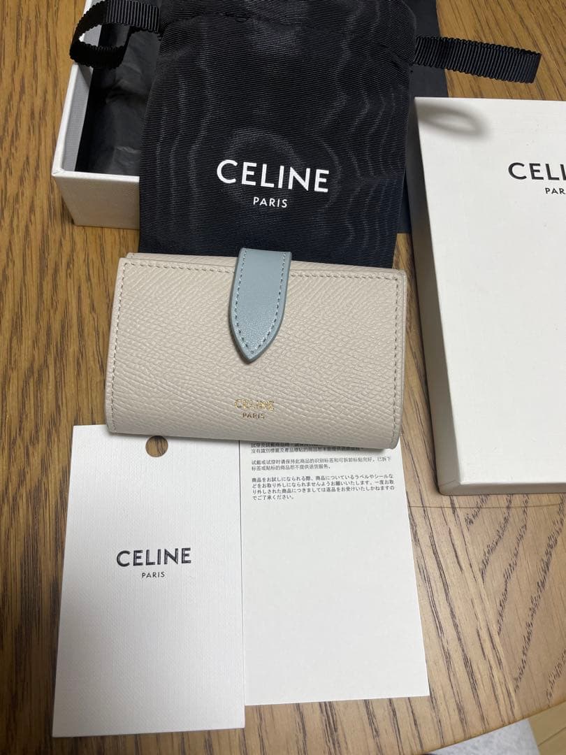 CELINE レザーキーケース ホワイト/グレー