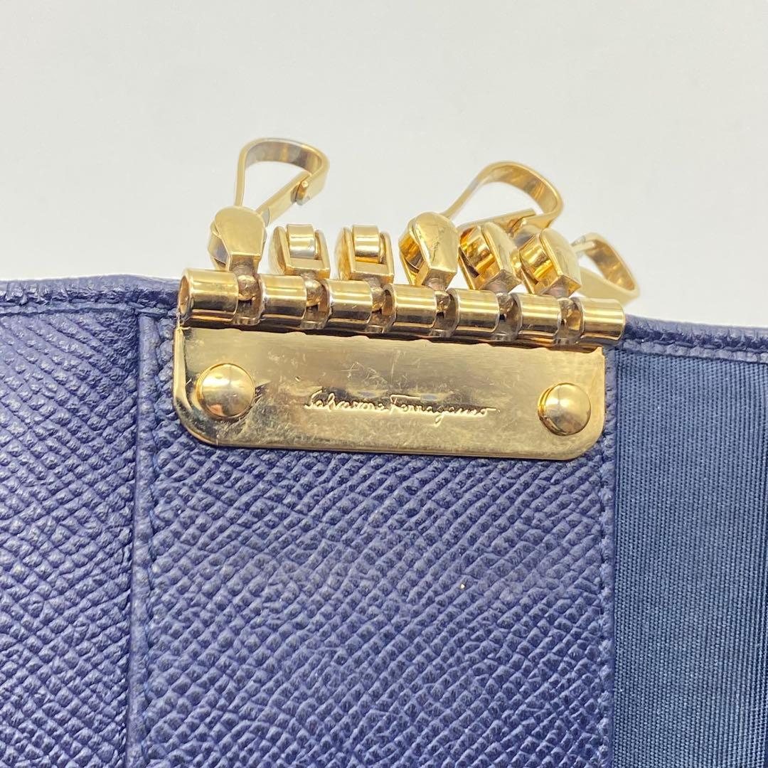 フェラガモ・6連キーケース・ガンチーノクリップ・ダークブルー