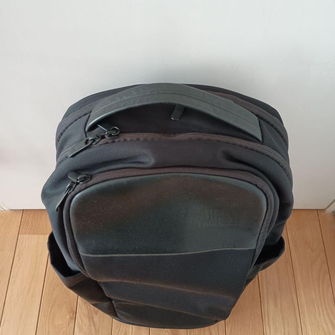 NM82060　ノースフェイス　リュック　ビジネスバッグ　カジュアル　レザー