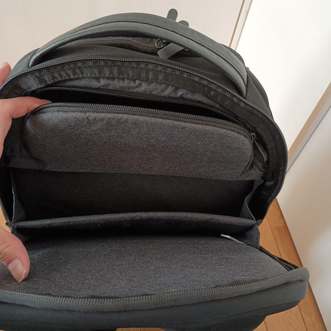 NM82060　ノースフェイス　リュック　ビジネスバッグ　カジュアル　レザー