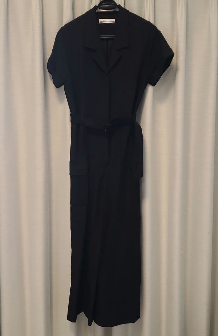 週末限定お値下げ　ボーダーズアットバルコニー オープンカラージャンプスーツ 38