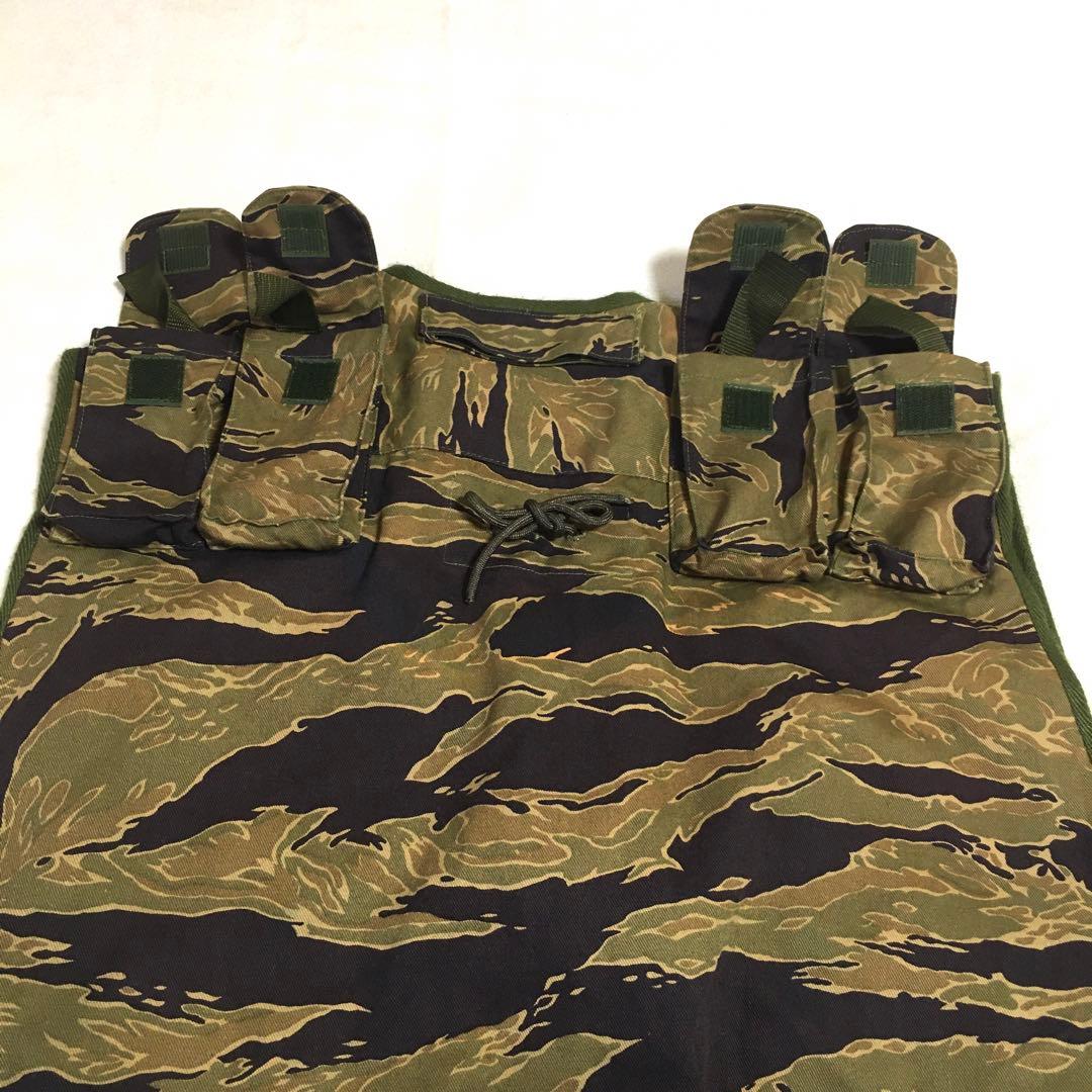 ま*。様 米軍ベトナム戦争/激レア/シールズ・ベスト/ダミーマガジン付き