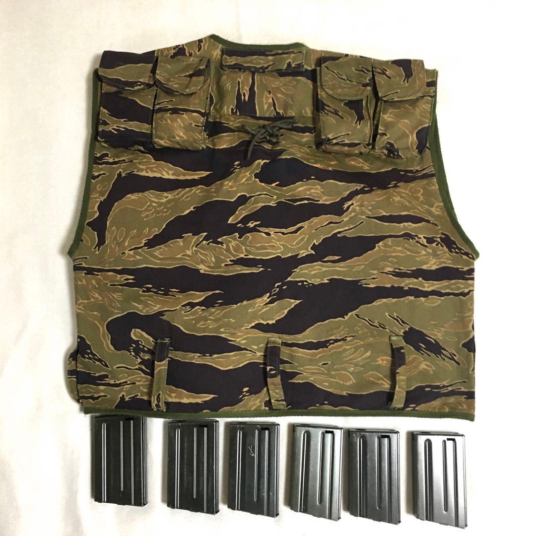 ま*。様 米軍ベトナム戦争/激レア/シールズ・ベスト/ダミーマガジン付き