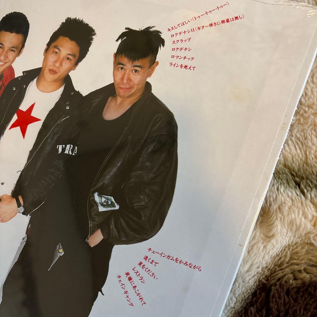 THE BLUE HEARTS／YOUNG AND PRETTY／レコード／美盤