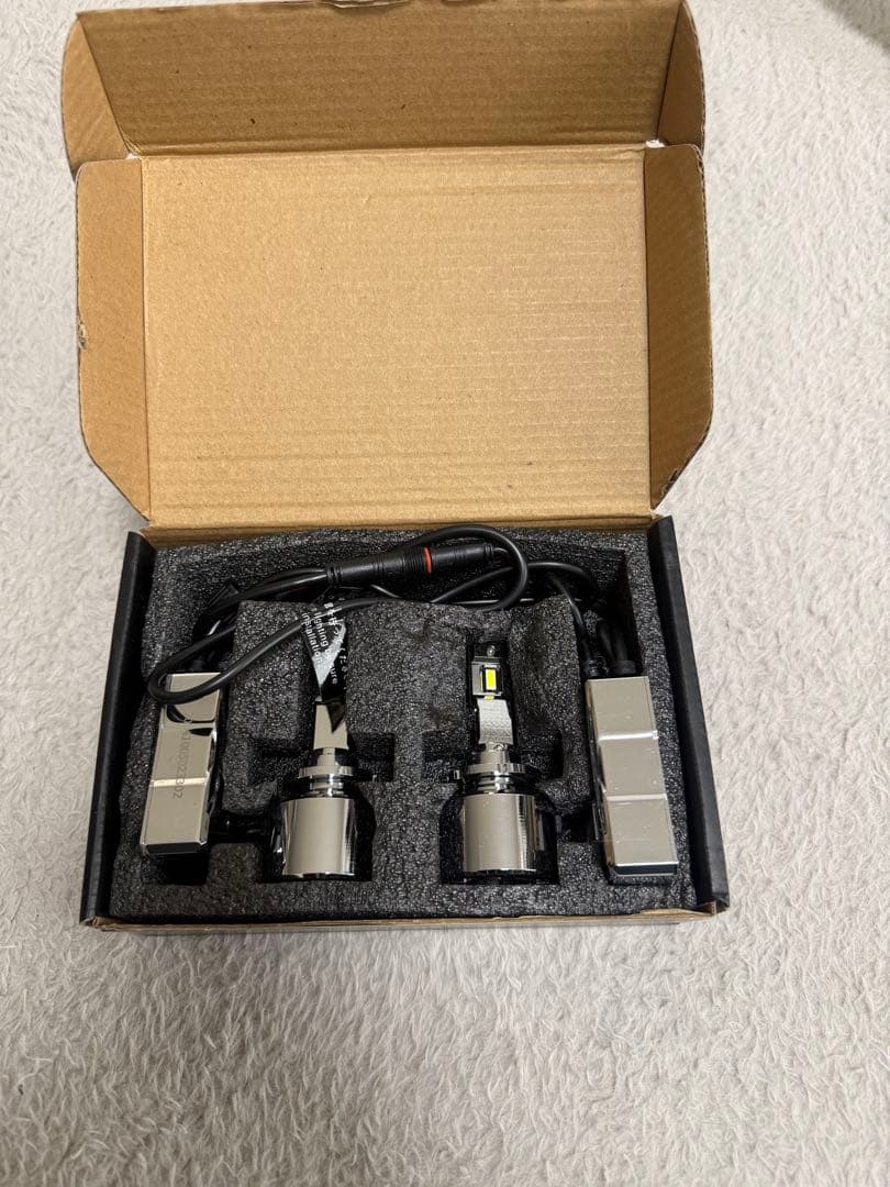 HID屋　Qシリーズヘッドライト　D2S/D4S 68400cd