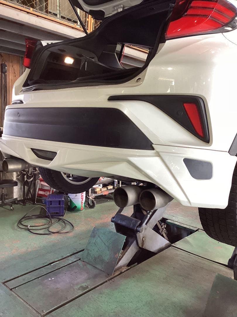 C-HR TRDマフラー