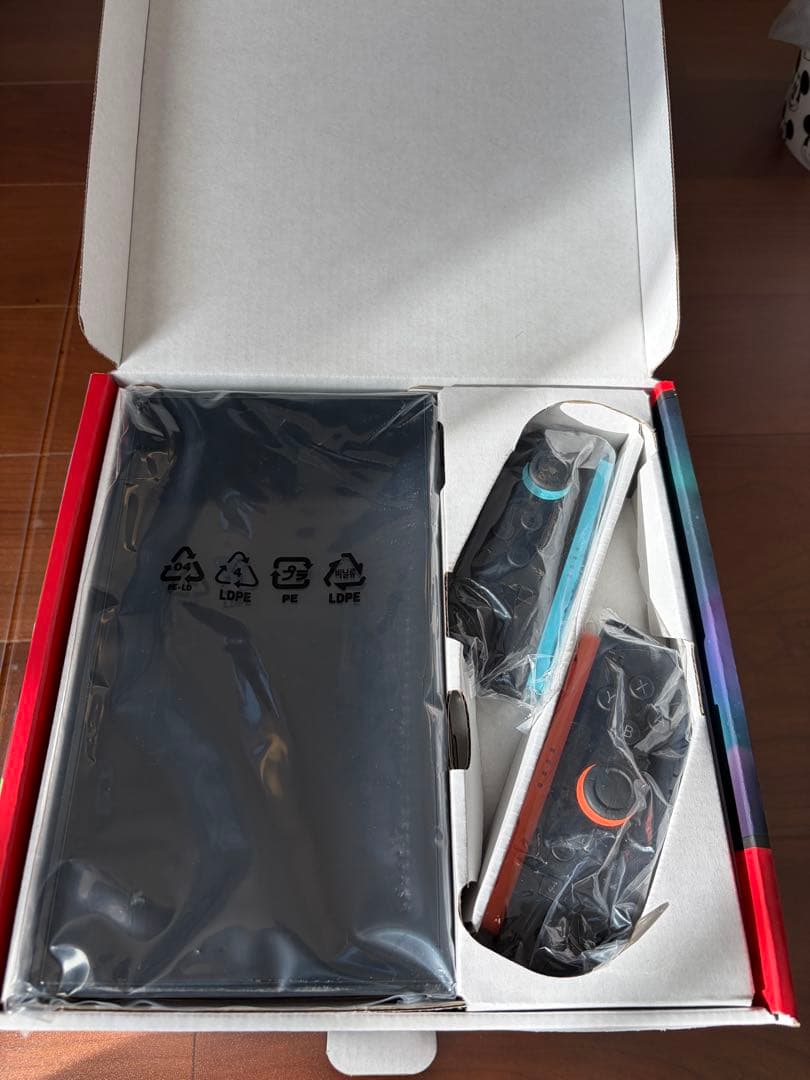 Nintendo Switch 2 日本語・国内専用　本体のみ版　使用浅　美品