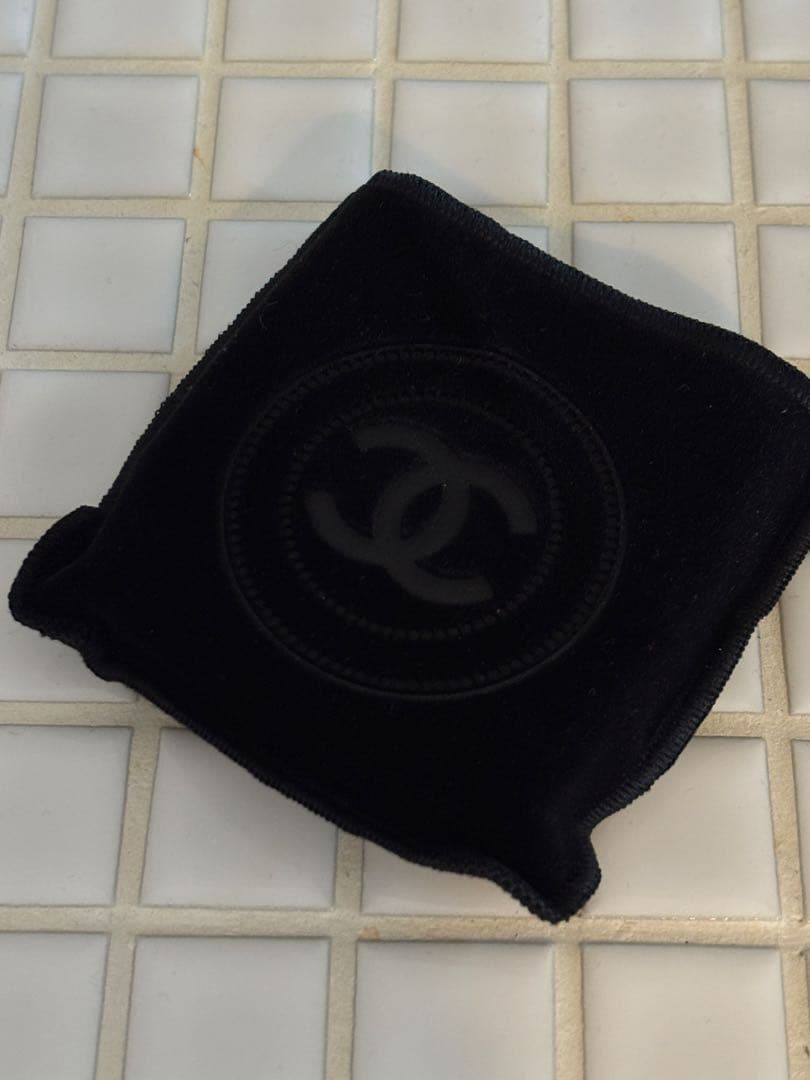 レ キャトル オンブル ブトン　239番