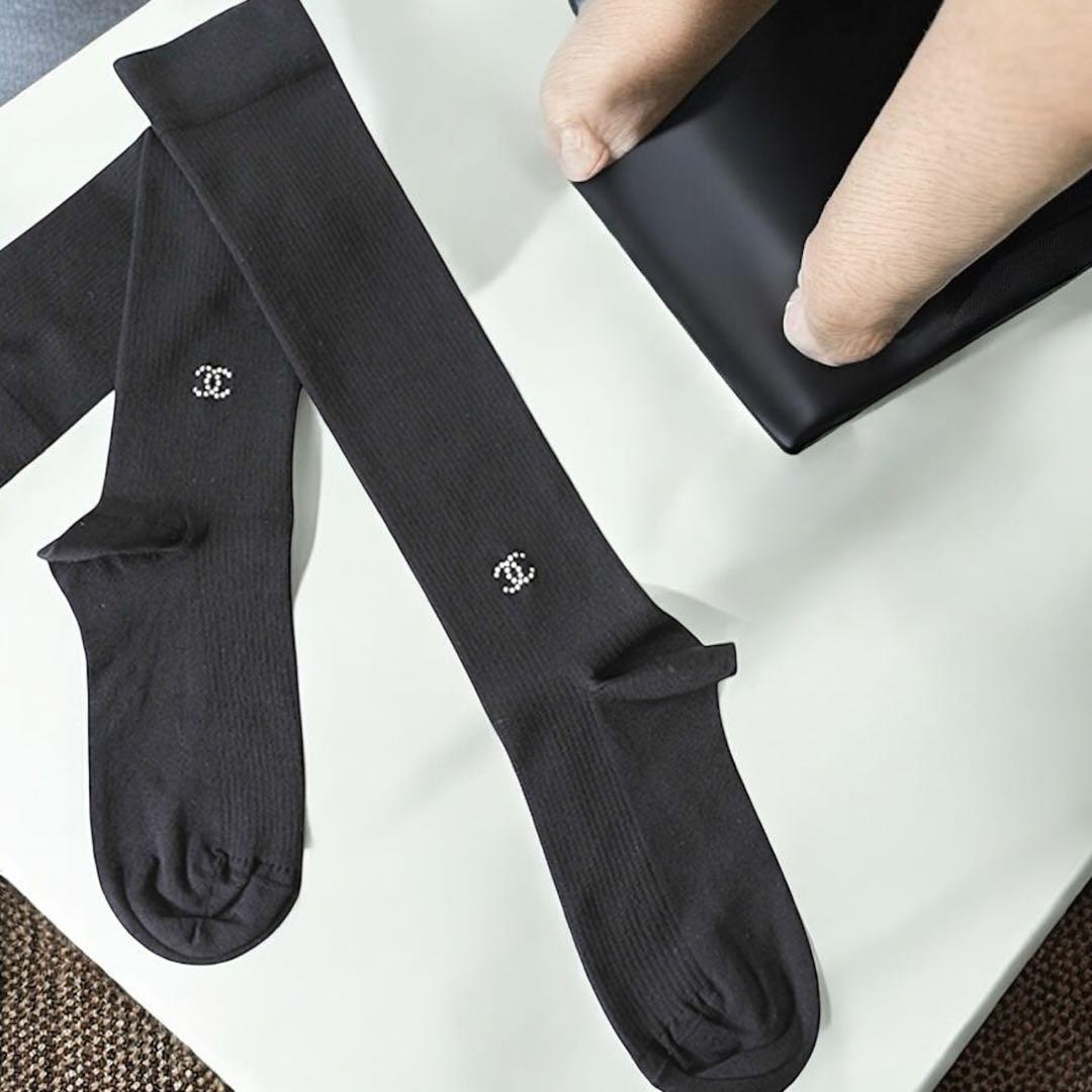 【CHANEL】シャネル CC ニーソックス　足のサイズ22〜23センチ