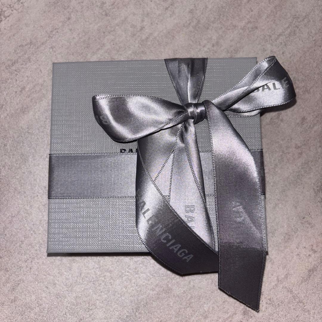 BALENCIAGA ヘアクリップ 2個セット