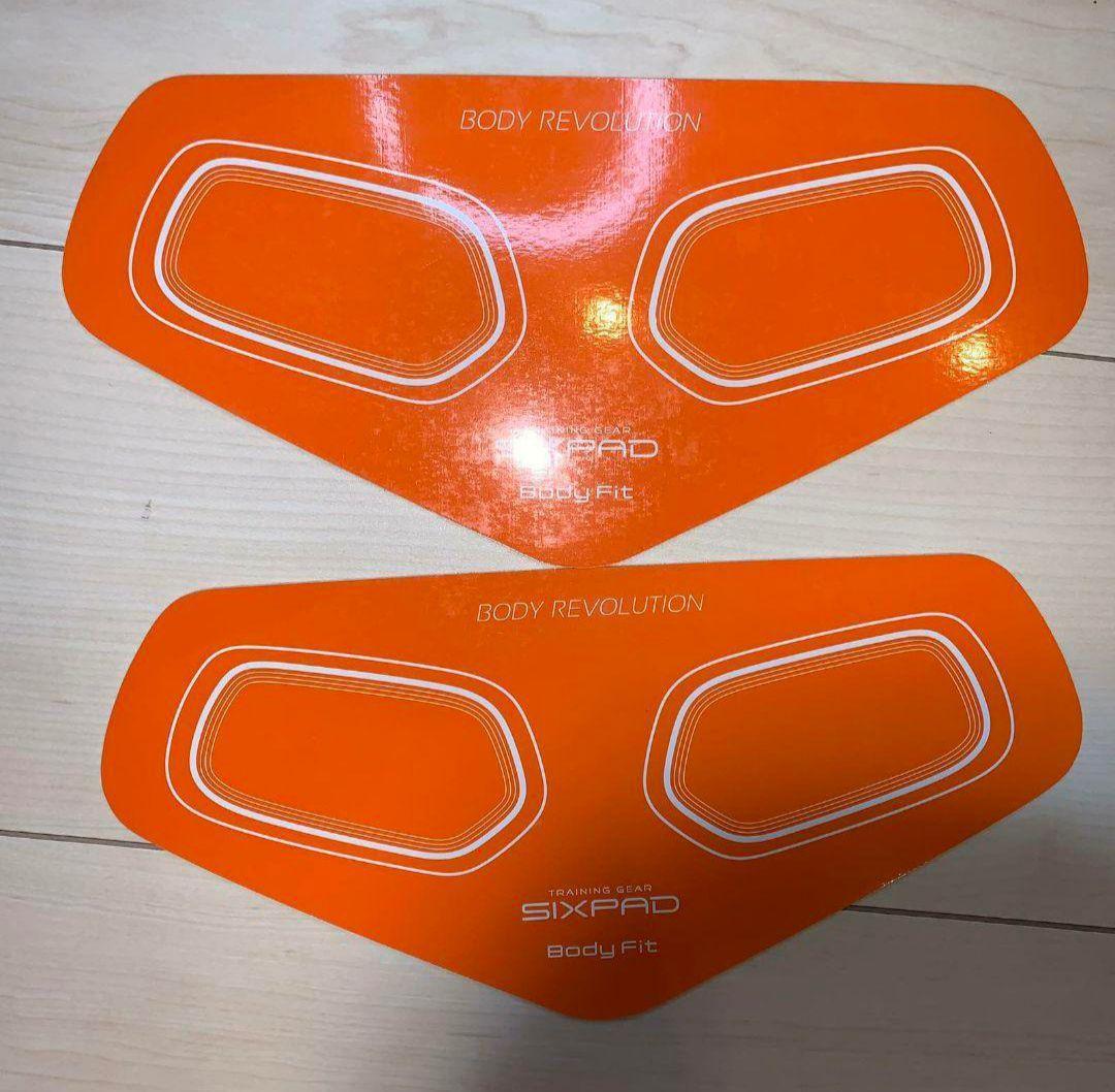 ボディフィット×２台セット　電池式 SIXPAD シックスパッド 正規品