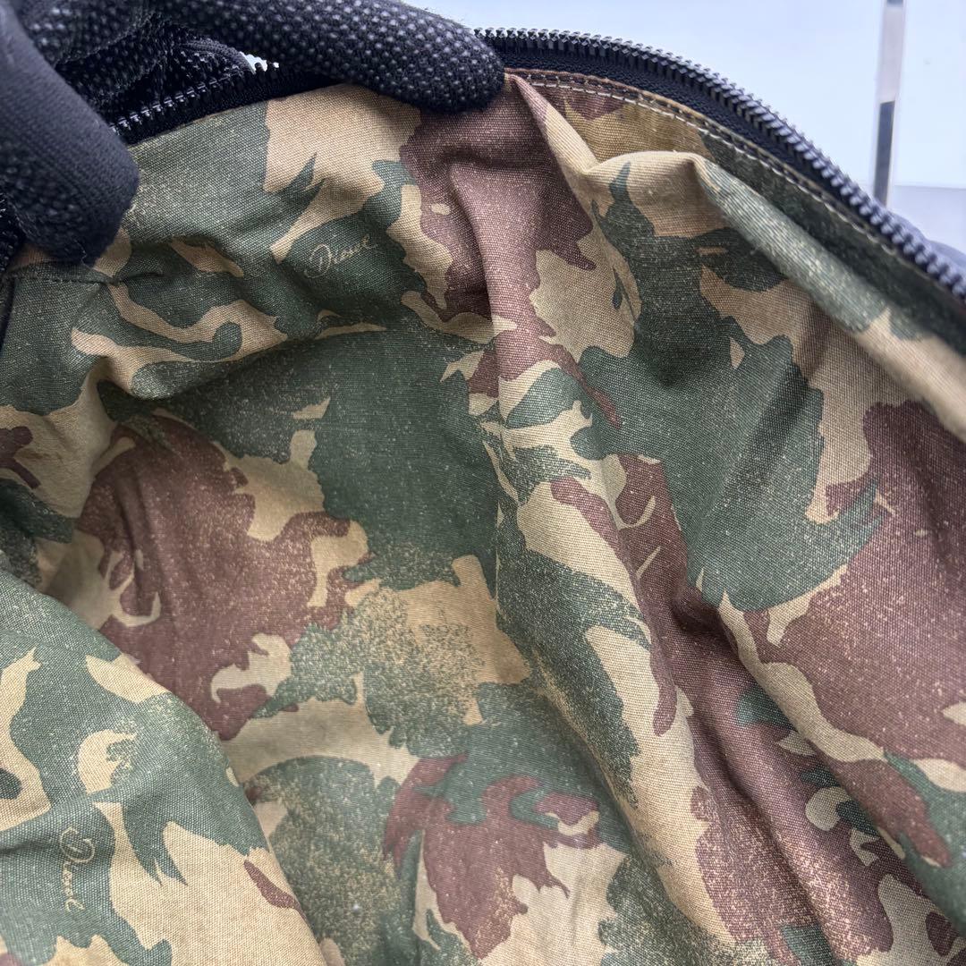 ディーゼル ショルダーバッグ y2k 90s レザー メタルロゴ ブラック 迷彩