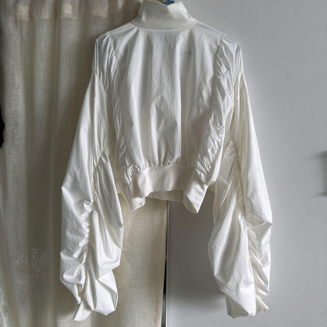 【最終値下げ】Litmus Her Praha ハーフジップトップス