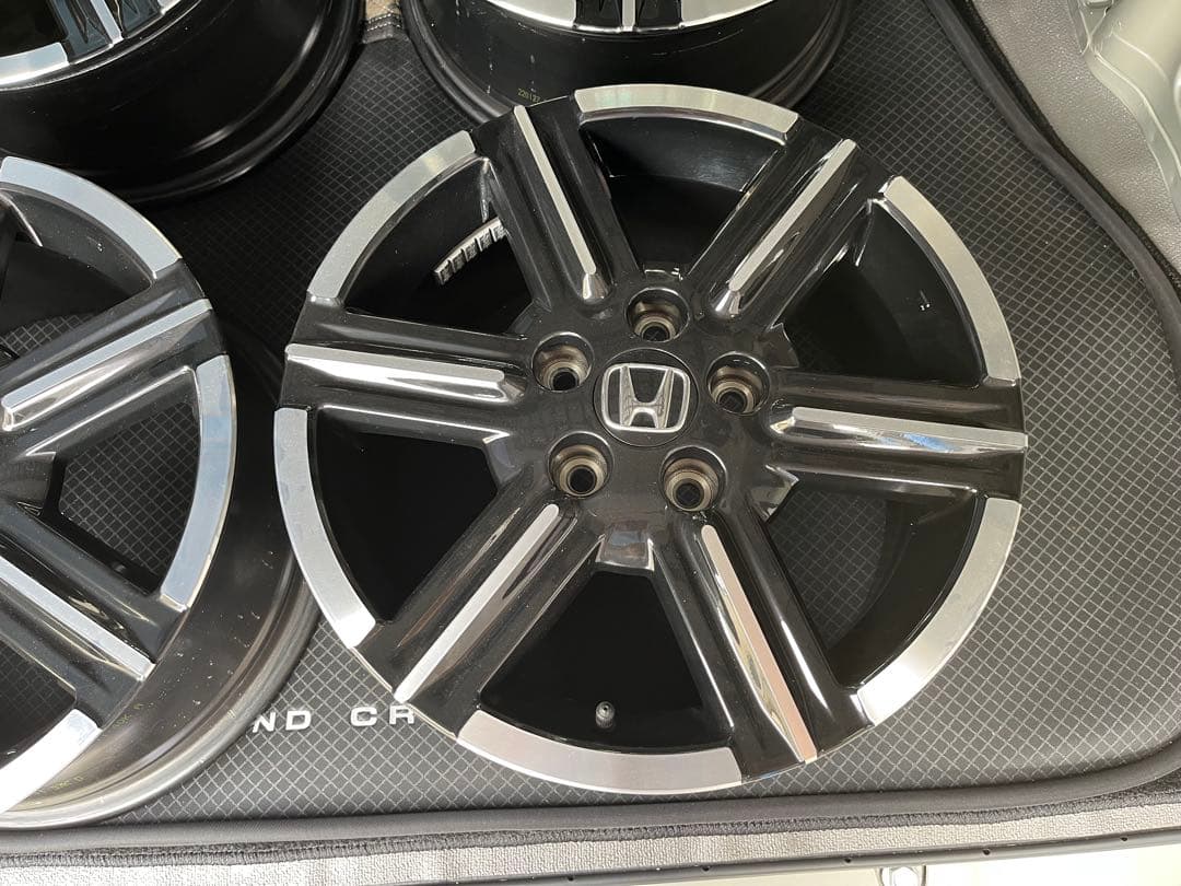 ヴェゼル 純正ホイール 16インチ 7j +50 PCD114.3 黒　4本