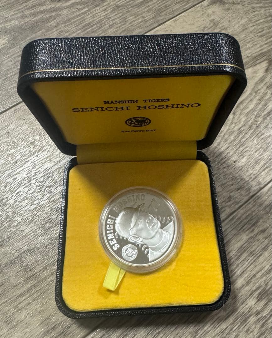 【希少】 阪神タイガース 星野仙一 1ドル銀貨 2003年 5000枚限定