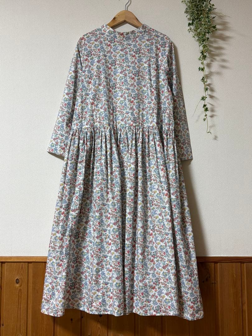 フラワー【Gauze#】リバティスイッチングワンピース 価格30,800円