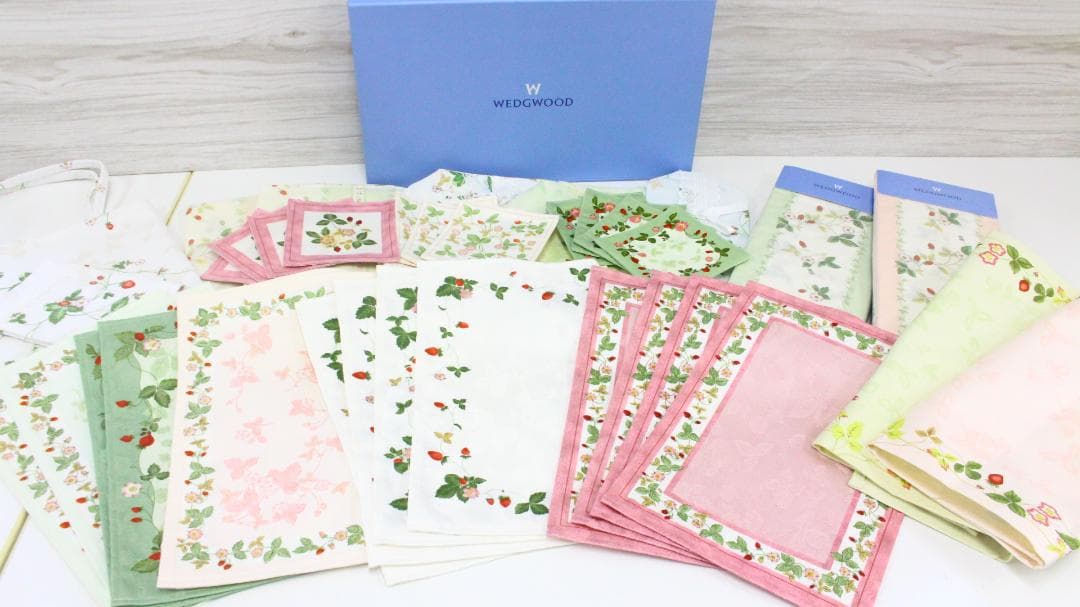 ▲大量まとめ ウェッジウッド ワイルドストロベリー テーブルマット