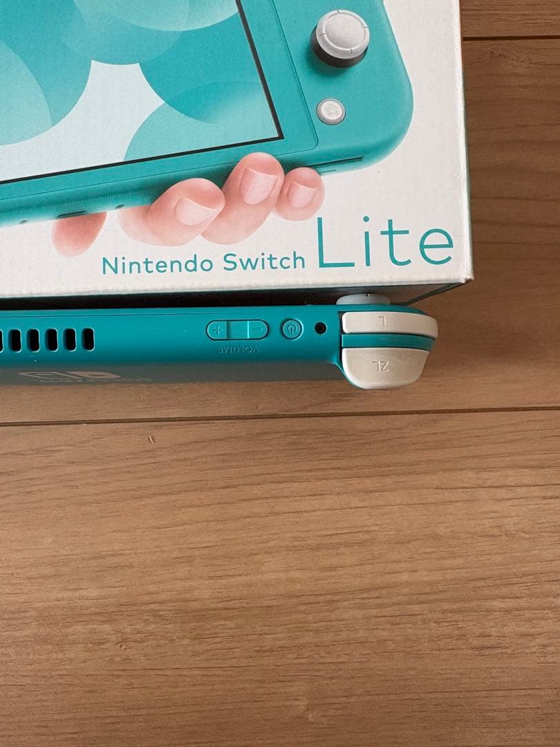 switch ライト ターコイズ　付属品、箱あり