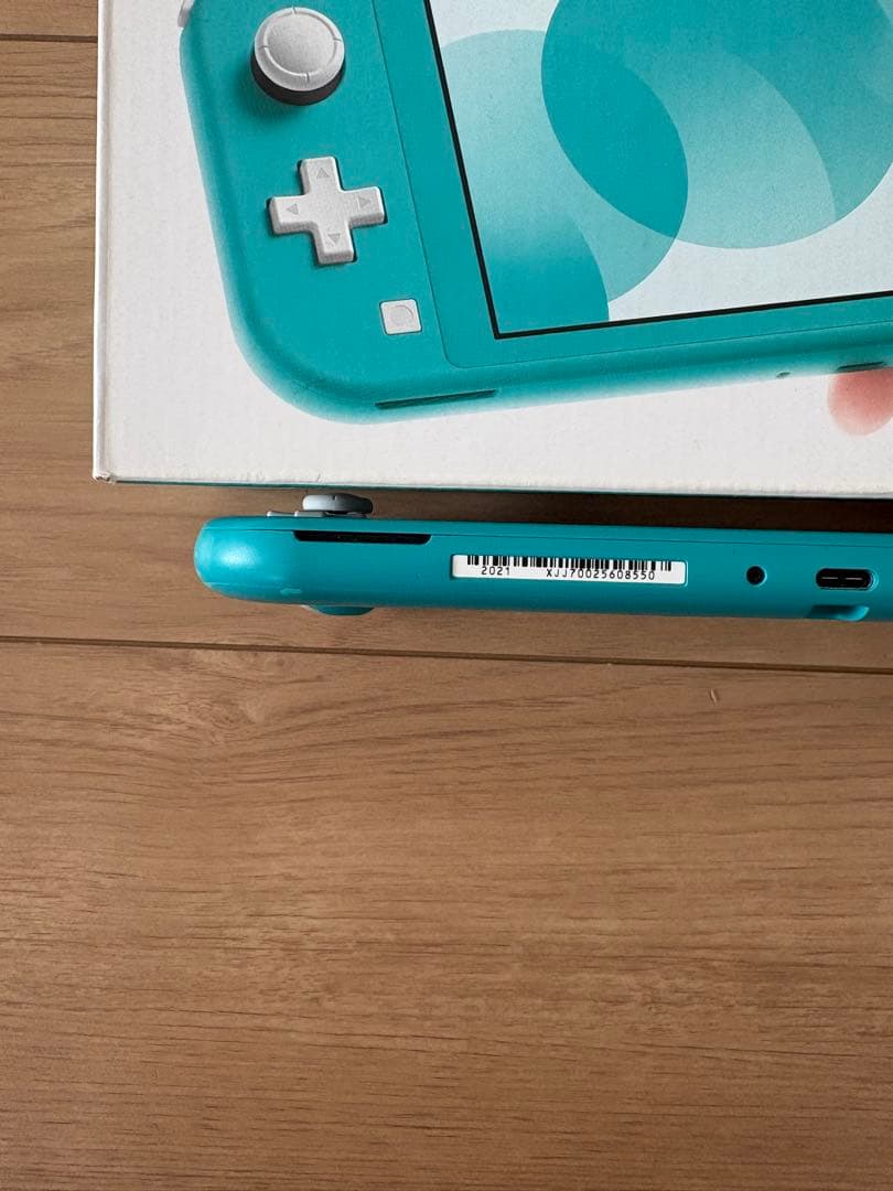 switch ライト ターコイズ　付属品、箱あり