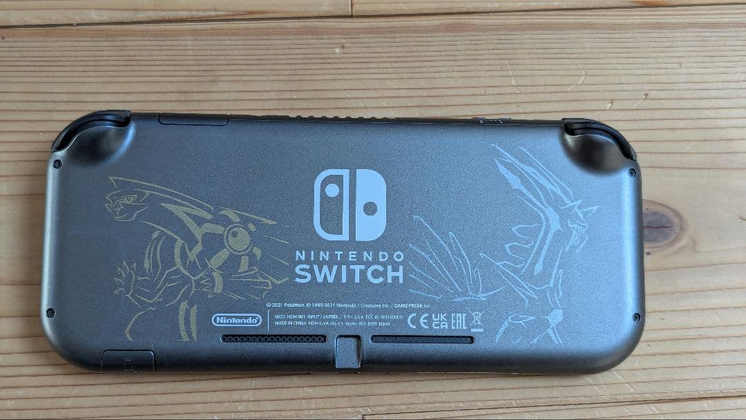 Nintendo Switch Lite ディアルガ・パルキアモデル