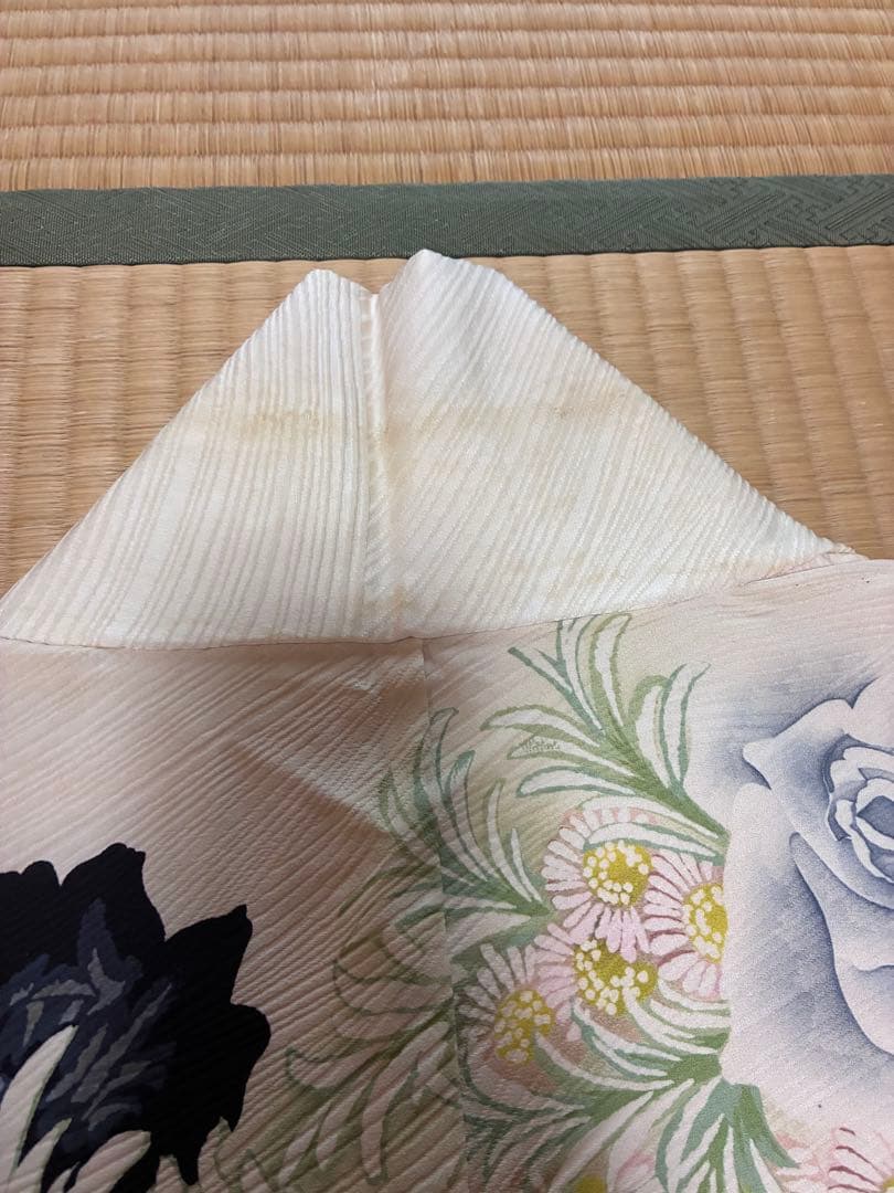 クリーム色薔薇柄 アンティーク大正ロマンレトロモダン大人可愛い