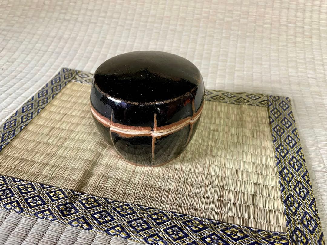 濱田晋作　黒釉面取蓋物
