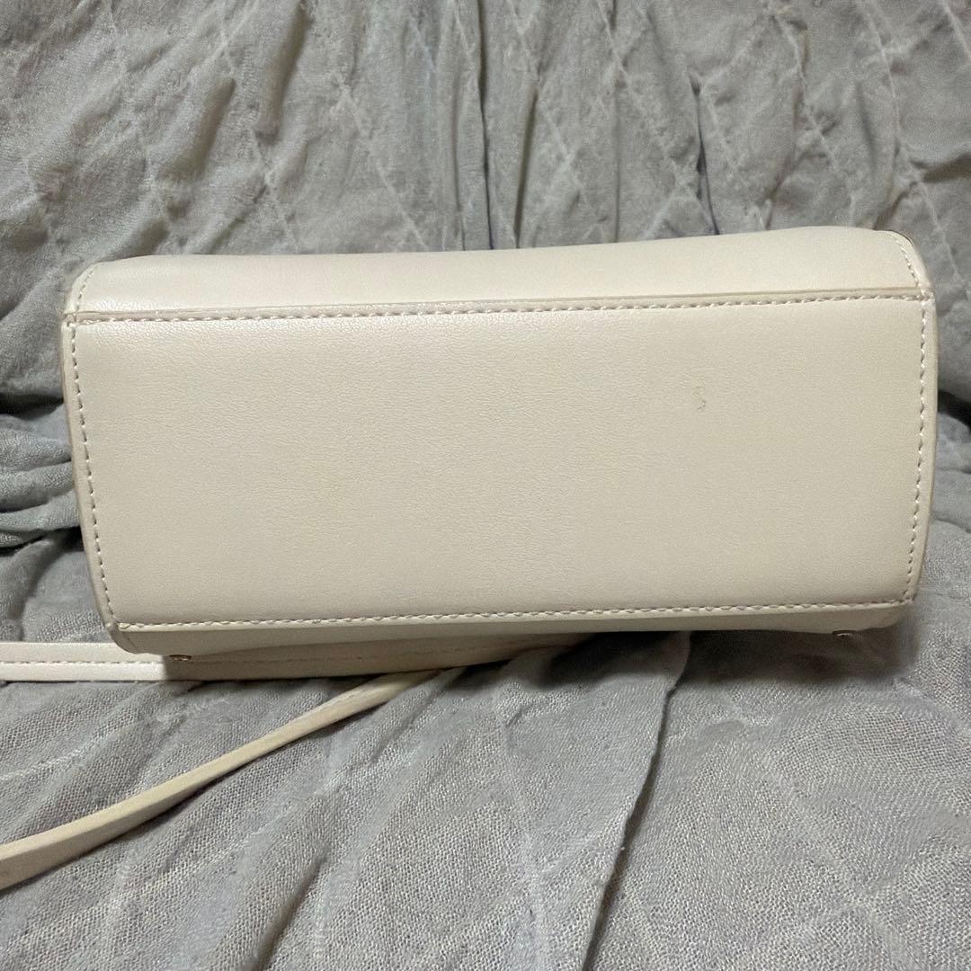 CELFORD ビジュースタッズポシェット アイボリー