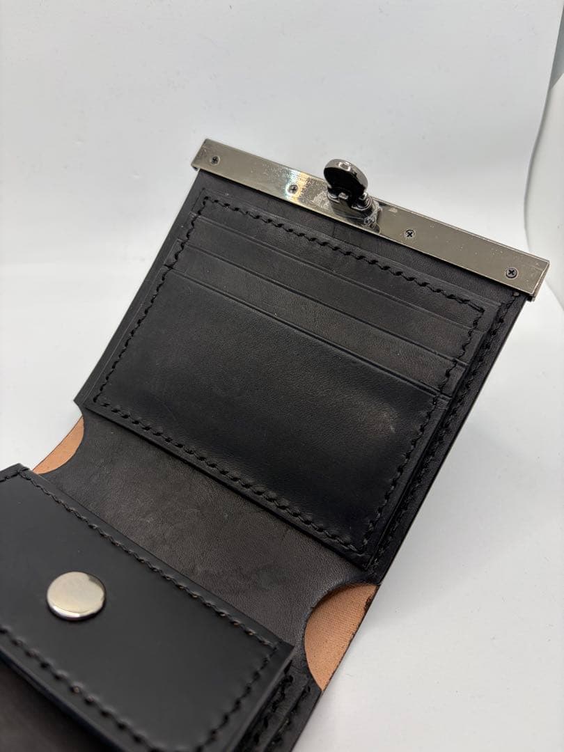 ブラックコードバン二つ折り財布