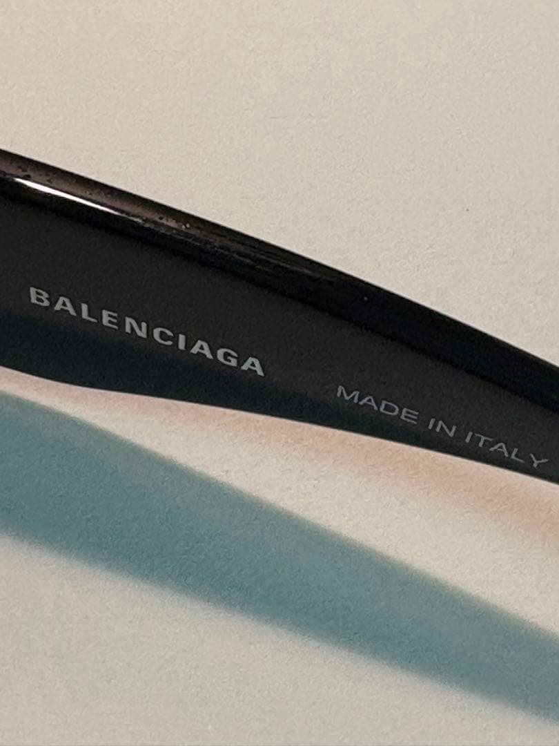 BALENCIAGA DYNASTY RECTANGLE サングラス 平本蓮