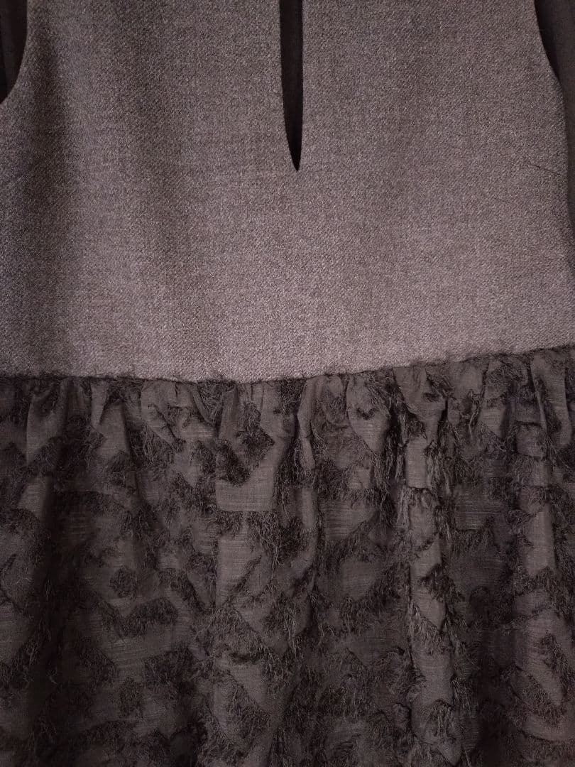 ノーリーズのジレ風ベスト