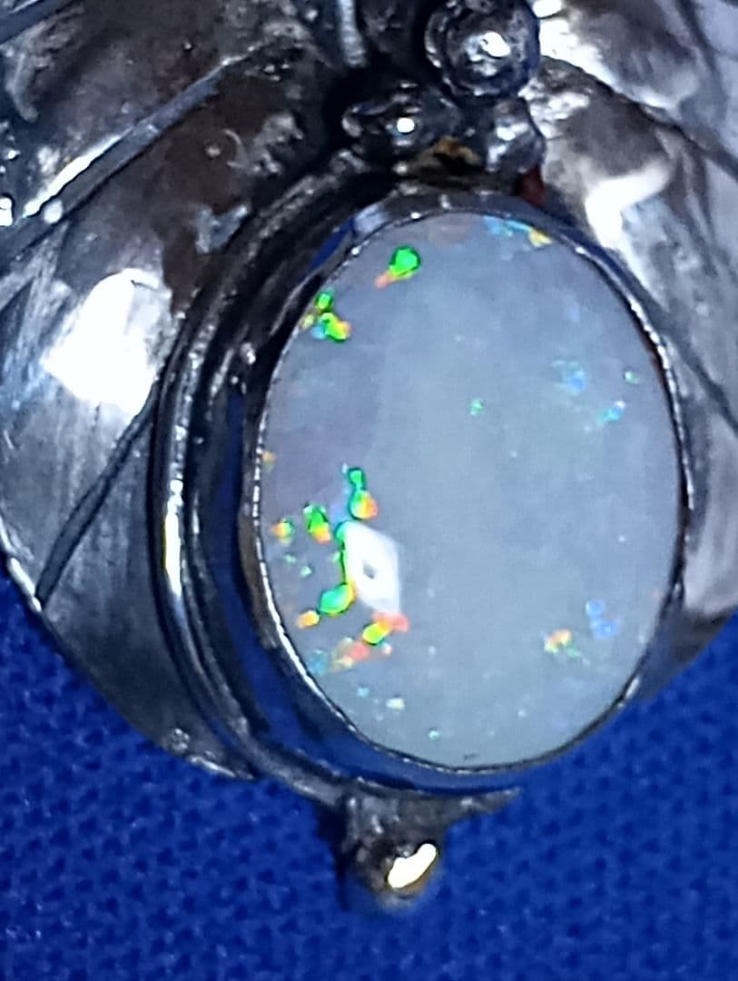 2CTのオパールシルバーペンダント