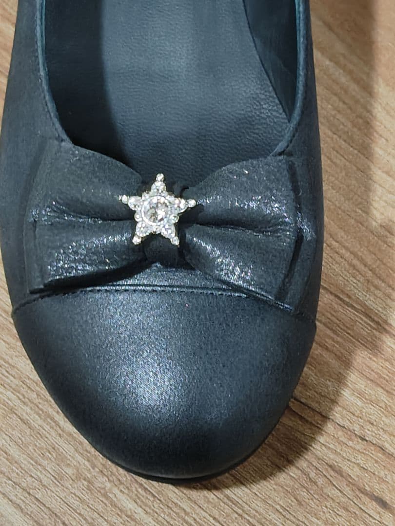 新品！　美品！CHANEL グレー フラットシューズ　38 C