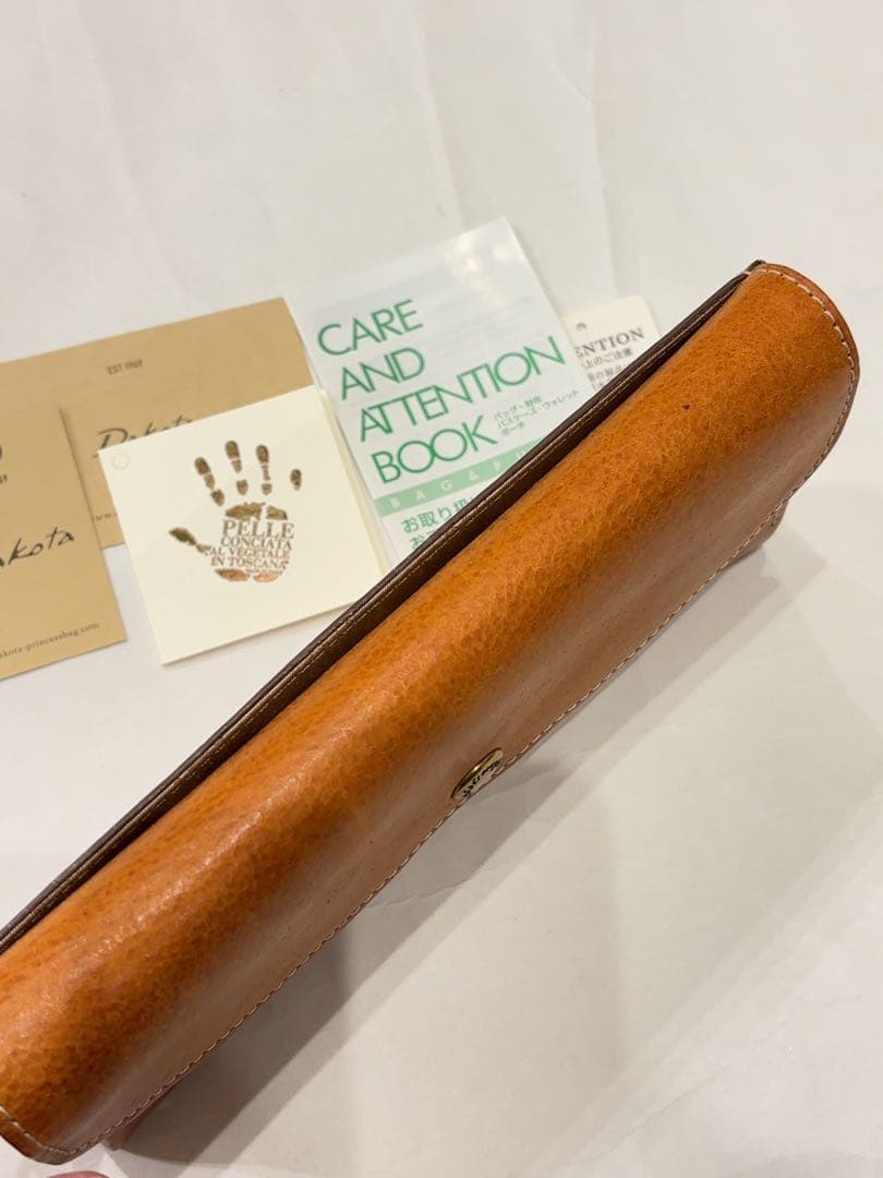 新品　Dakota ダコタ 長財布 コラッジョ 0030944 マスタード