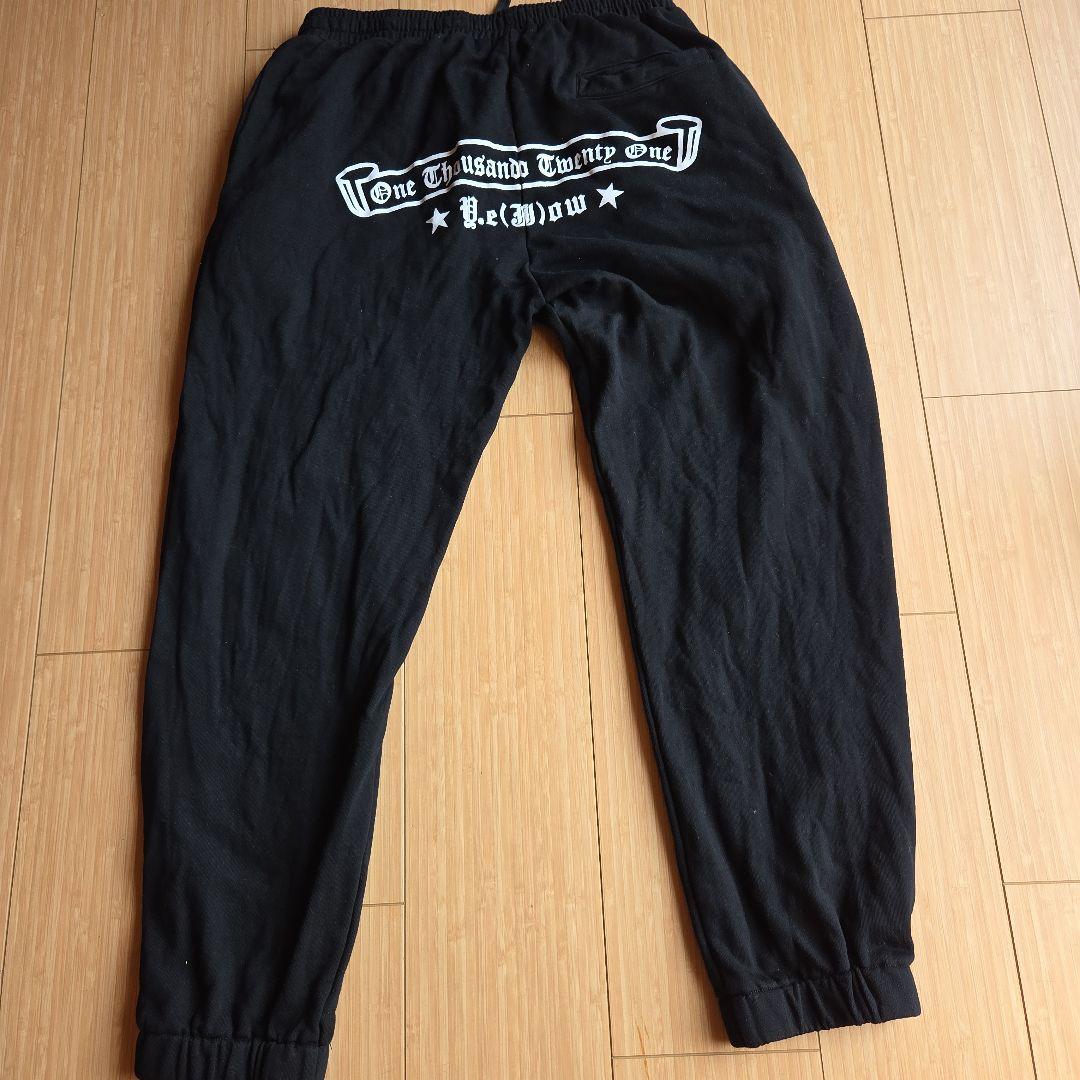 Y.eJow グラフィックパーカーとスウェットパンツセット 48サイズ ブラック