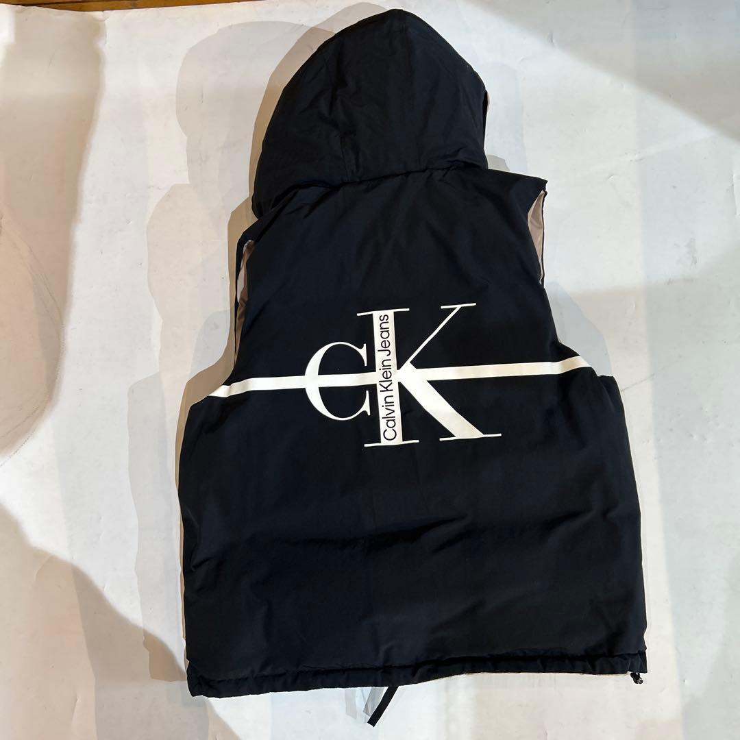   Jeans フード付きダウンベスト