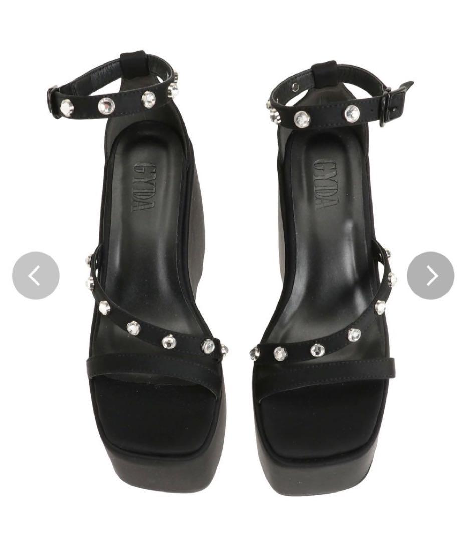 GYDAスタッズ付きプラットフォームサンダルSサイズブラック&ホワイト2足組