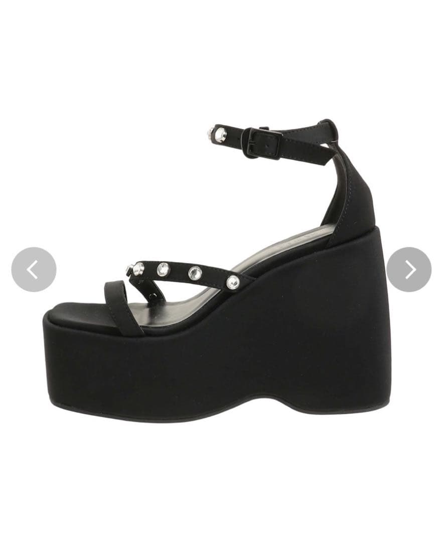 GYDAスタッズ付きプラットフォームサンダルSサイズブラック&ホワイト2足組