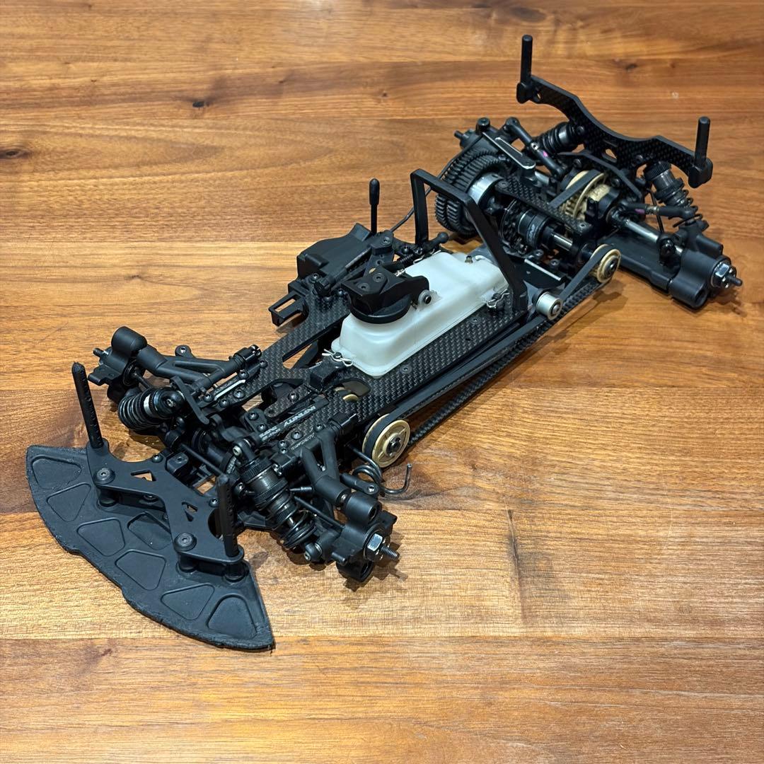 t*2様 INFINITY IF15 1/10GP ツーリングカーシャーシ