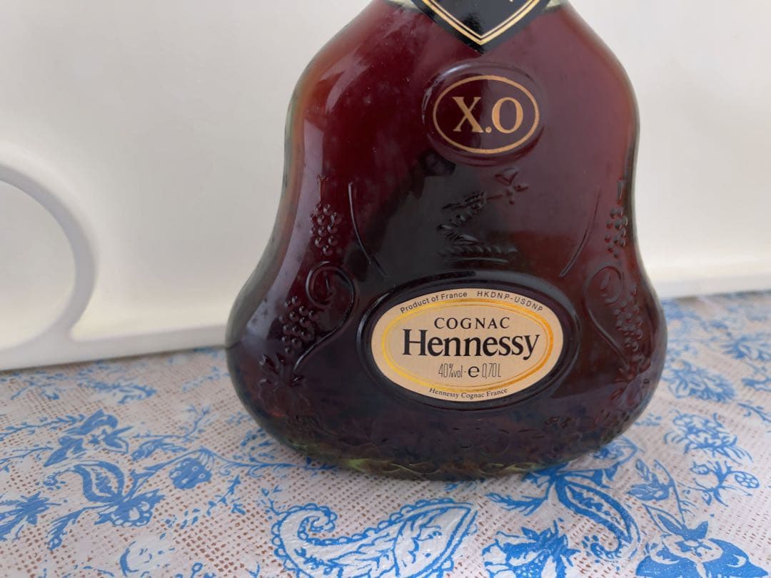 Hennessy X.O. コニャック　金キャップ　緑ボトル　箱入り　未開栓