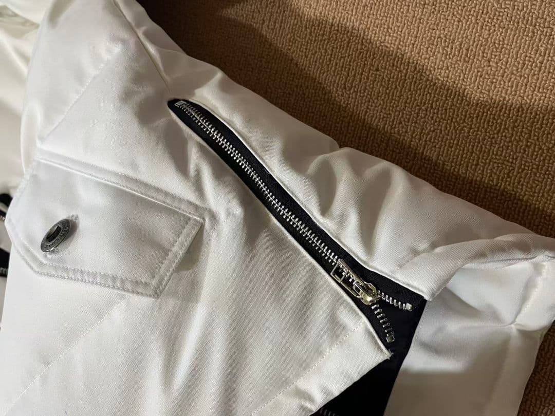 MOOSE KNUCKLES ホワイト ダウンジャケット S