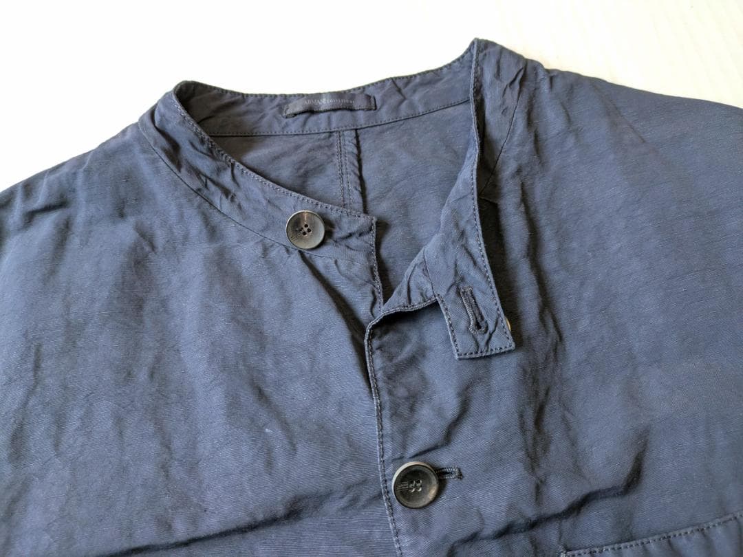 アルマーニ コレツィオーニ ノーカラーナイロンジャケット 58 麻